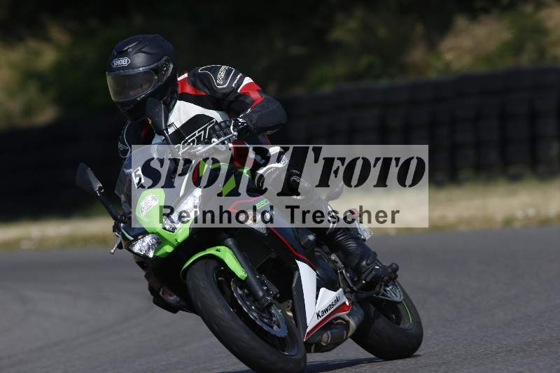 Archiv-2023/28 05.06.2023 Moto Club Anneau du Rhin/blanc-novice/5